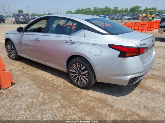 1N4BL4DW8RN423808 Nissan Altima Sv Intelligent Awd