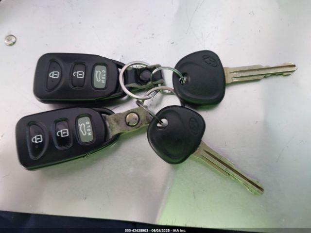 KMHDH4AE1GU634749 Hyundai ELANTRA SE