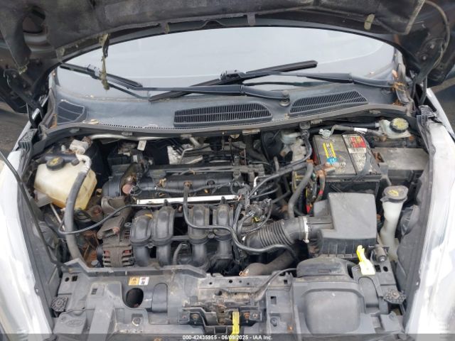 3FADP4BJ5FM140602 Ford FIESTA SE