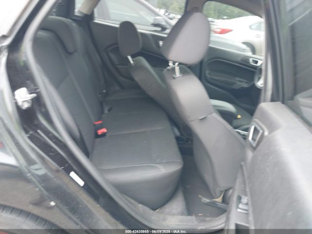 3FADP4BJ5FM140602 Ford FIESTA SE