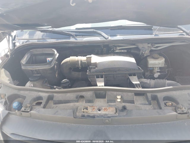 WD4PF0CD7KP061020 Mercedes-Benz om 642 with brake assist