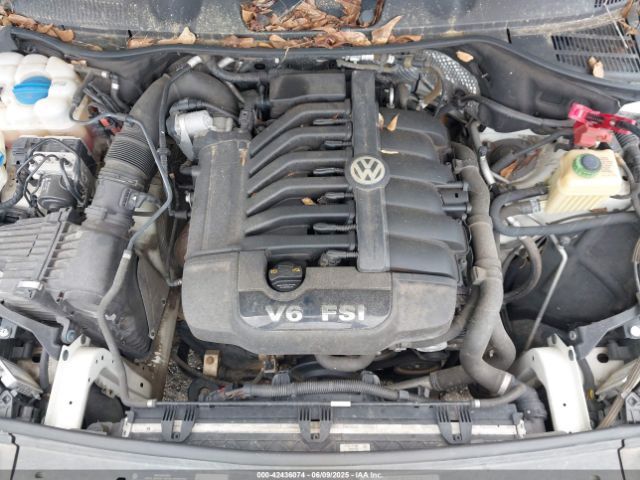 2011 VOLKSWAGEN TOUAREG WVGFF9BPXBD006399 Photo 9
