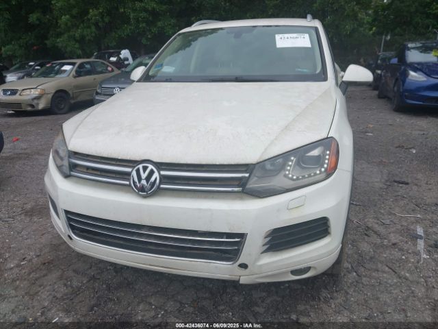 2011 VOLKSWAGEN TOUAREG WVGFF9BPXBD006399 Photo 5