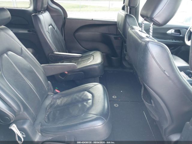 2C4RC1BG0KR703606 Chrysler Pacifica