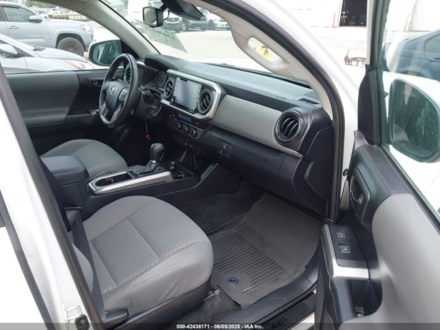 5TFAZ5CN9MX109780 Toyota Tacoma Sr5 V6
