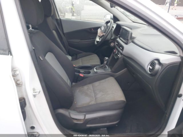 2019 HYUNDAI KONA KM8K12AA4KU330773 Photo 4