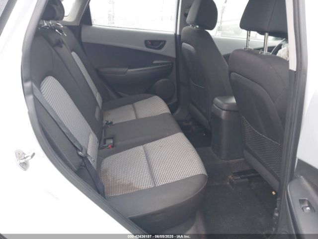 2019 HYUNDAI KONA KM8K12AA4KU330773 Photo 7