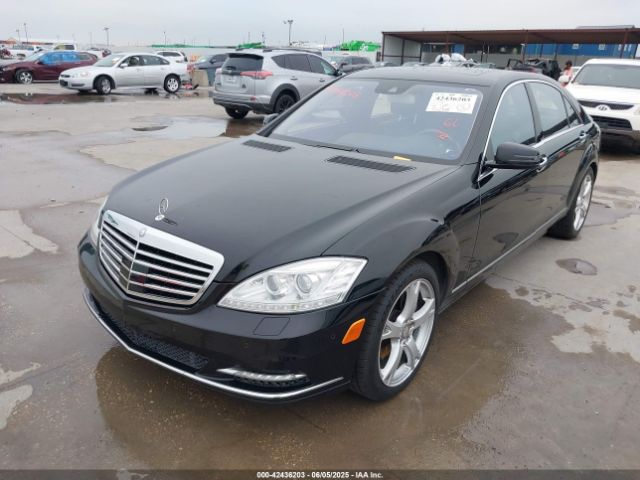 2013 MERCEDES-BENZ S 550 WDDNG7DBXDA526079 Photo 1
