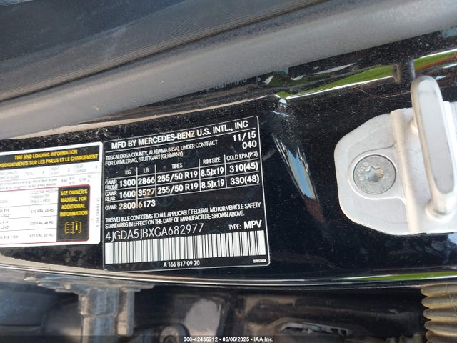 4JGDA5JBXGA682977 Mercedes-Benz m276