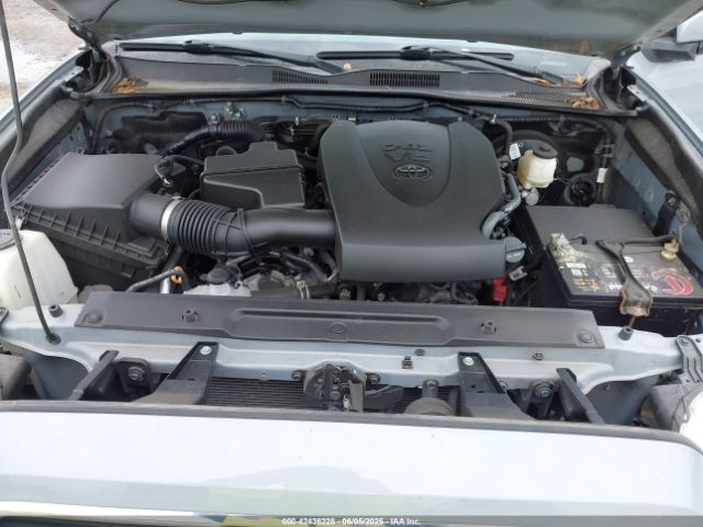 3TMAZ5CN0MM141118 Toyota Tacoma Sr5 V6