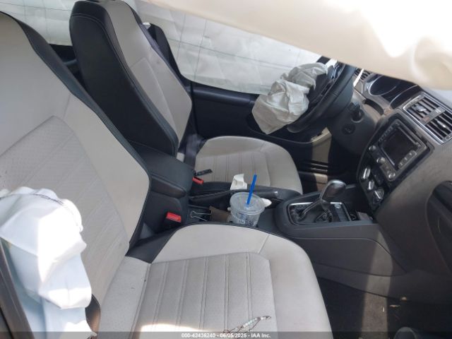 2015 VOLKSWAGEN JETTA 3VWD17AJ3FM400653 Photo 4