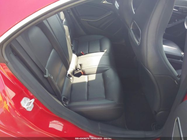 2014 MERCEDES-BENZ CLA 250 WDDSJ4GB4EN130447 Photo 7