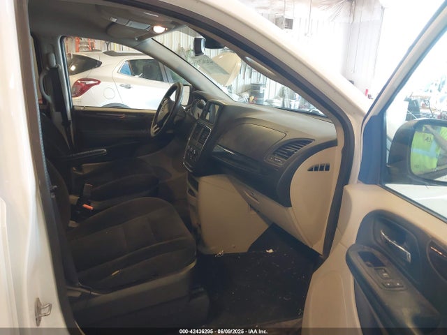2C4RDGBG1JR364076 Dodge Grand Caravan Se