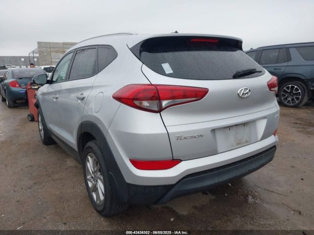 2016 HYUNDAI TUCSON KM8J3CA44GU054897 Photo 2