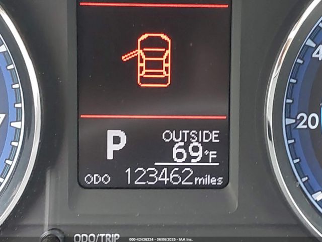 5YFBURHE4HP598340 Toyota COROLLA L