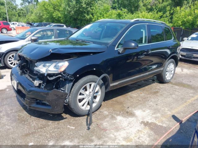2014 VOLKSWAGEN TOUAREG WVGEF9BPXED012395 Photo 1