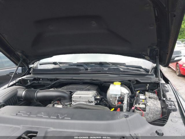 1C6SRFJT5KN676919 RAM 1500 Laramie  4x4 5'7 Box