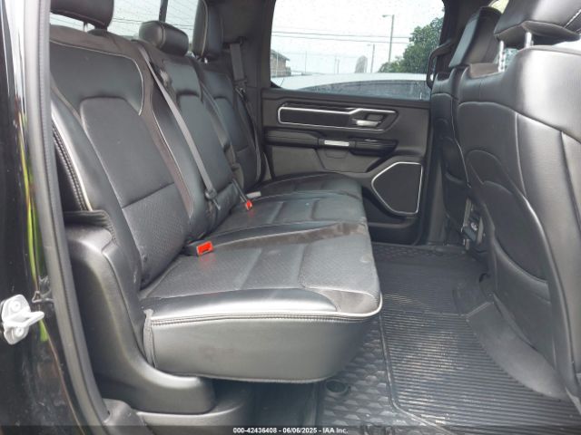 1C6SRFJT5KN676919 RAM 1500 Laramie  4x4 5'7 Box