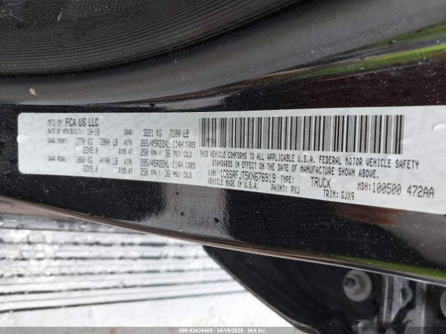 1C6SRFJT5KN676919 RAM 1500 Laramie  4x4 5'7 Box