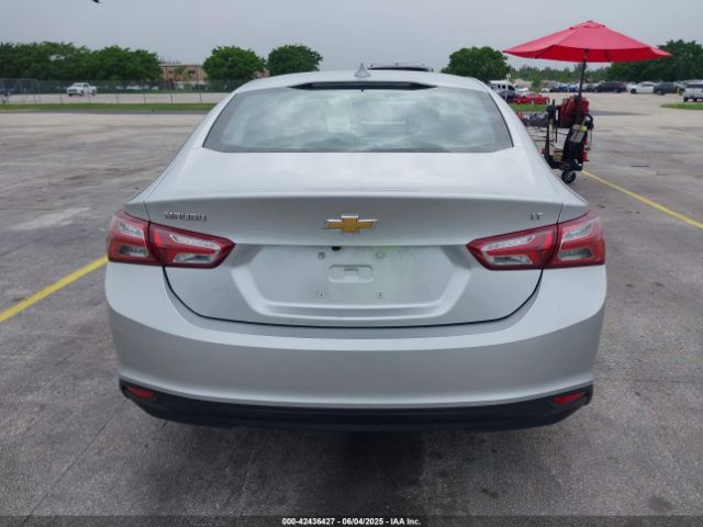 1G1ZD5ST7NF126207 Chevrolet Malibu Fwd Lt