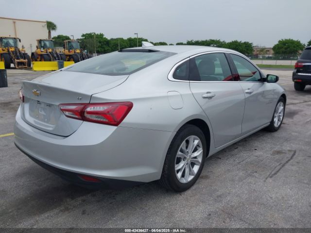 1G1ZD5ST7NF126207 Chevrolet Malibu Fwd Lt