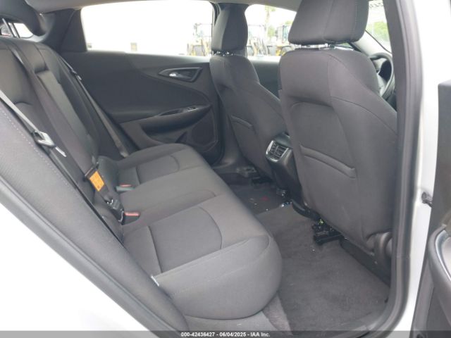 1G1ZD5ST7NF126207 Chevrolet Malibu Fwd Lt
