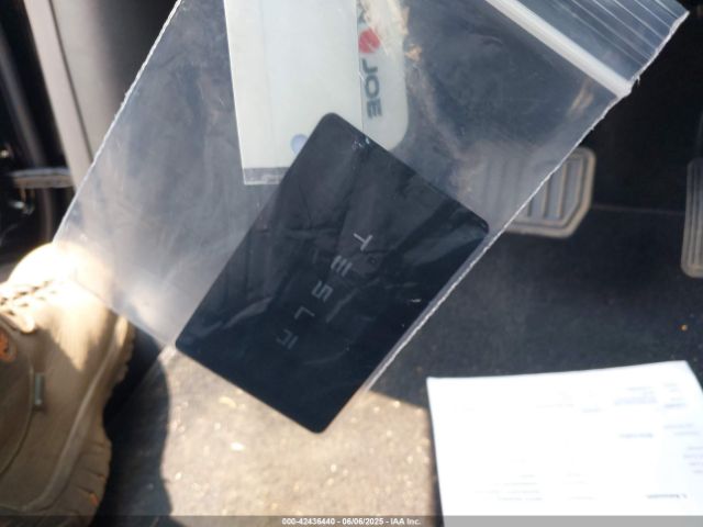 7SAYGDEE4SA340623 Tesla Model Y