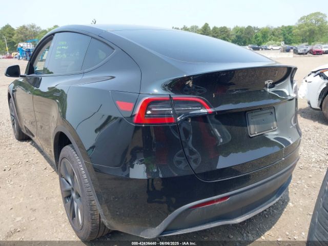 7SAYGDEE4SA340623 Tesla Model Y