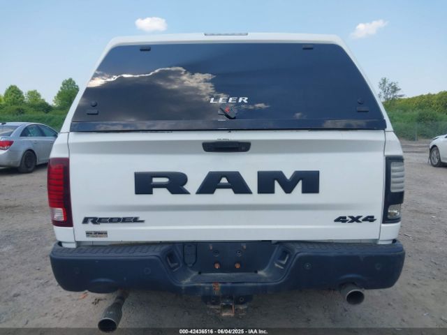 1C6RR7YTXHS545893 RAM 1500 Rebel  4x4 5'7 Box