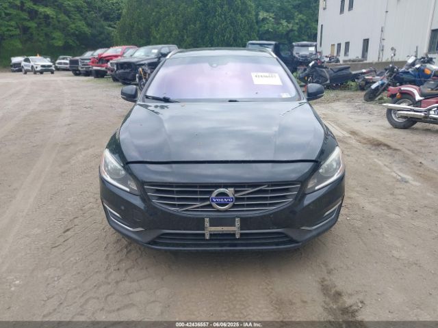 YV1612SB7F1208813 Volvo V60 T5 Premier