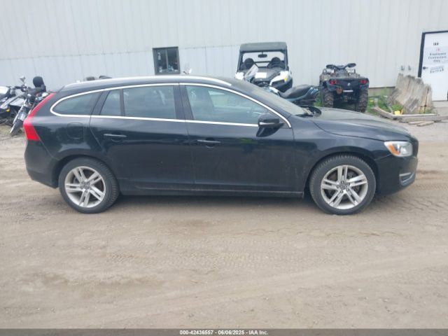 YV1612SB7F1208813 Volvo V60 T5 Premier