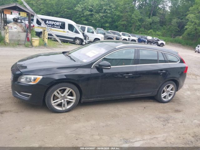 YV1612SB7F1208813 Volvo V60 T5 Premier