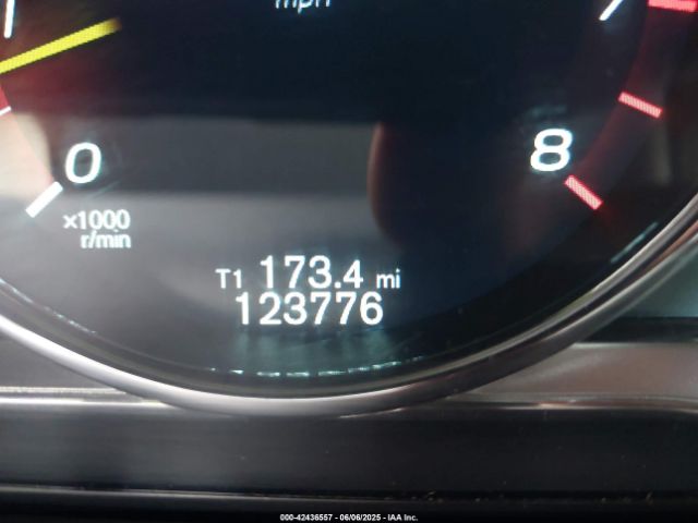 YV1612SB7F1208813 Volvo V60 T5 Premier
