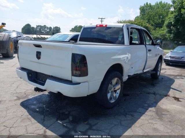 2013 RAM 1500 1C6RR6KT1DS532365 Photo 3