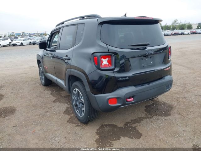 ZACCJBCT1GPD60975 Jeep Renegade Trailhawk