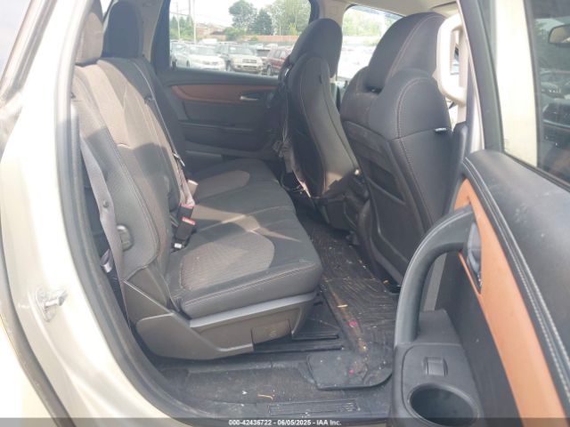 1GNKVHKD7FJ105864 Chevrolet Traverse 2lt