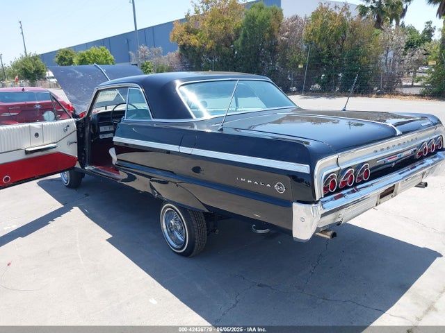 42436779 :رقم المزاد ، 41447U113744 vin ، 1964 Chevrolet Impala مزاد بيع
