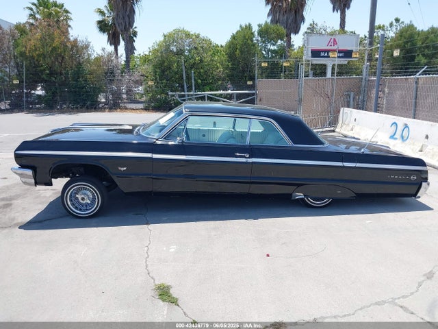 42436779 :رقم المزاد ، 41447U113744 vin ، 1964 Chevrolet Impala مزاد بيع