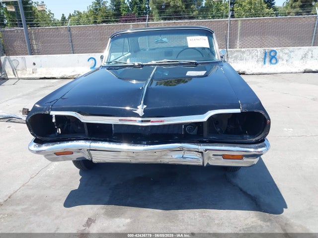 42436779 :رقم المزاد ، 41447U113744 vin ، 1964 Chevrolet Impala مزاد بيع