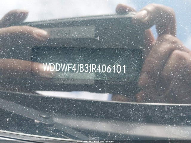 WDDWF4JB3JR406101 Mercedes-Benz m274
