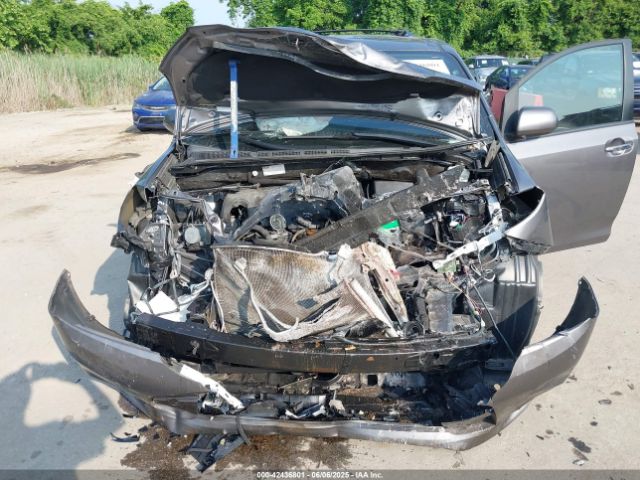 2019 TOYOTA SIENNA 5TDEZ3DC9KS215829 Photo 9