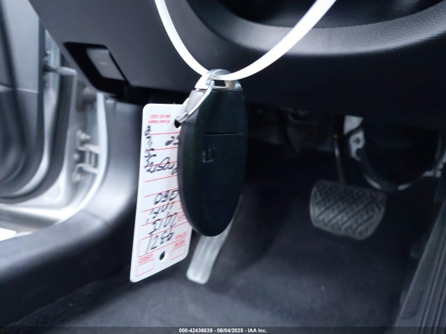 JN1BV7AP5FM351330 Infiniti 2015