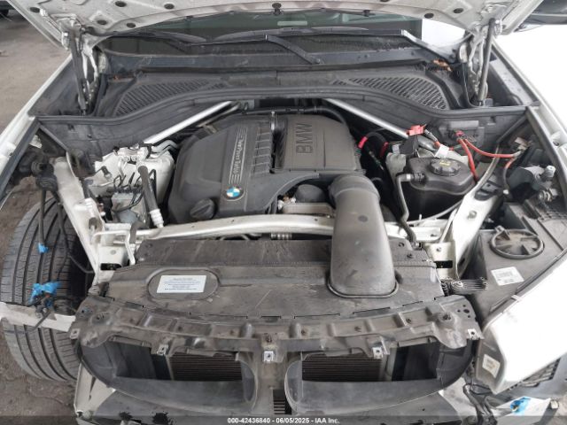 5UXKR0C54F0P05011 BMW 2015