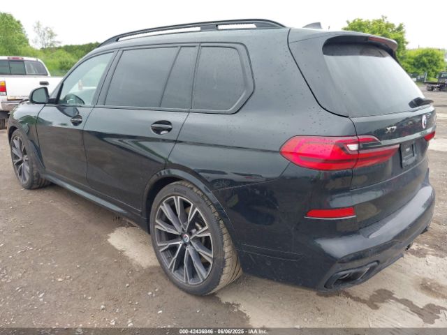 2022 BMW X7 5UXCX6C06N9M67271 Photo 2