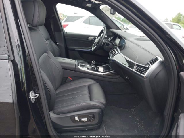 2022 BMW X7 5UXCX6C06N9M67271 Photo 4