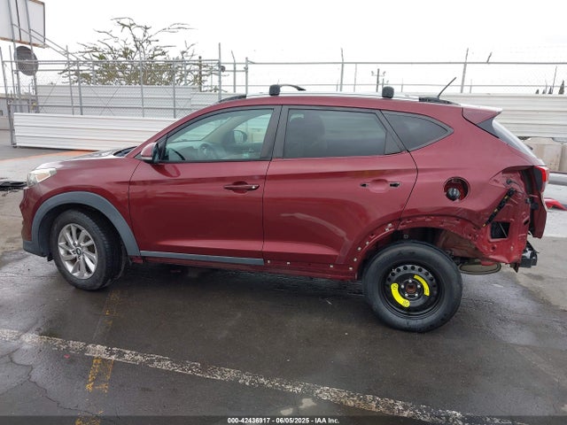 KM8J33A24HU359185 Hyundai Tucson Eco