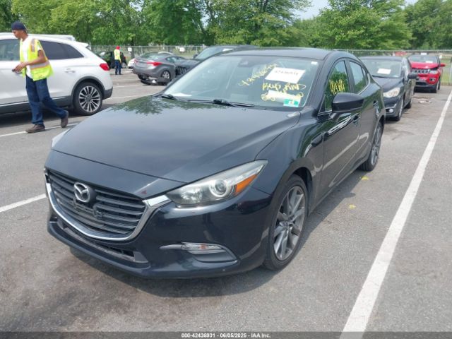 2018 MAZDA MAZDA3 3MZBN1V33JM202071 Photo 1
