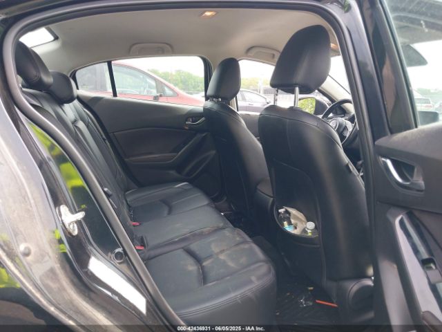 2018 MAZDA MAZDA3 3MZBN1V33JM202071 Photo 7