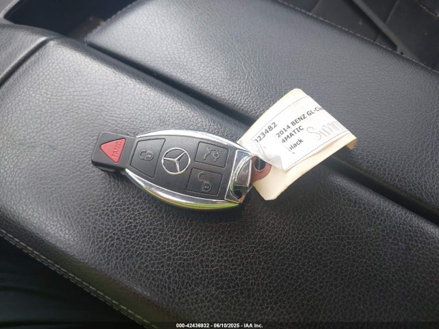 Mercedes-Benz Gl-Class 2014 4JGDF7DE8EA342789 Image 21