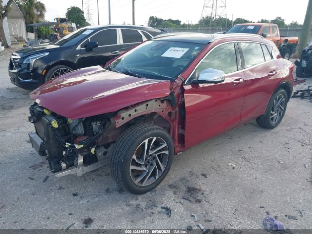 2017 INFINITI QX30 SJKCH5CP3HA039213 Photo 1